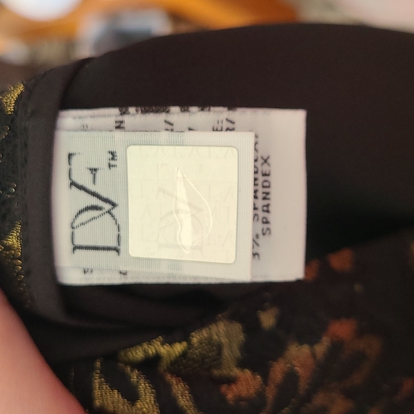 Diane von Furstenberg Black Metallic Garland Dress - Sz 14 - Picture 11 of 12